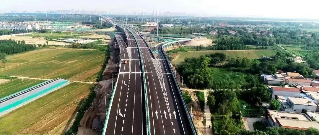 300億！董梁高速沈海至新泰段將開建，項(xiàng)目前期中標(biāo)了！