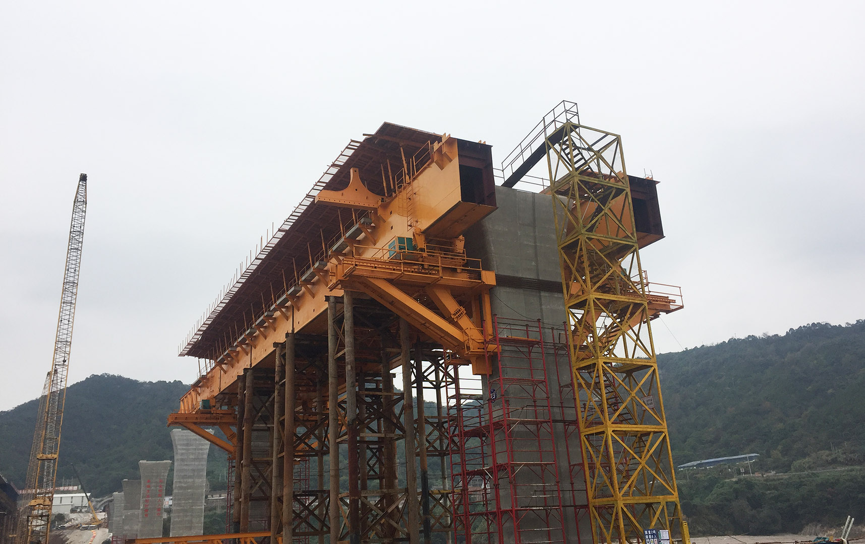 山東路橋浙江樂清灣鐵路SG04標項目